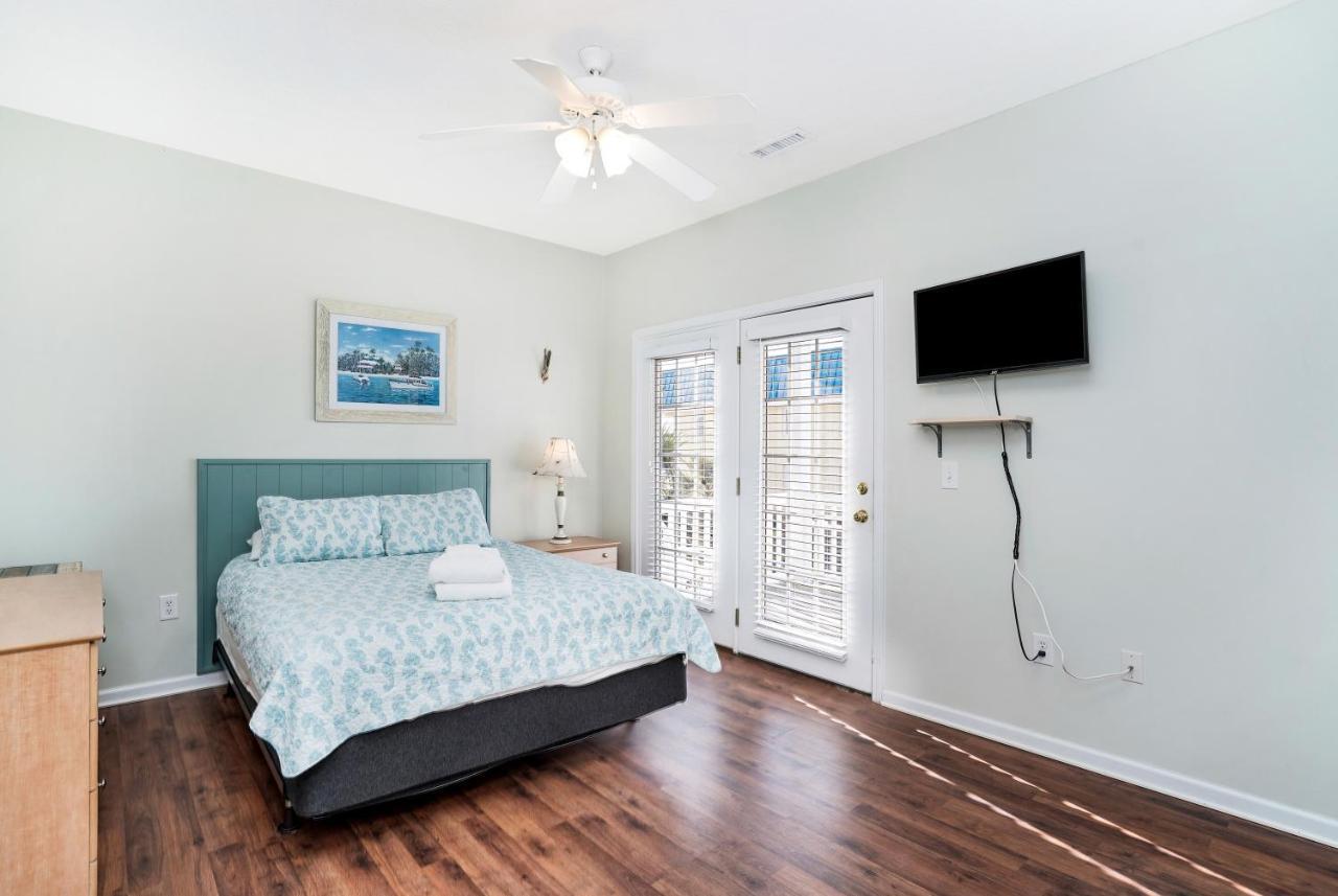 Pier Pressure Villa Myrtle Beach Exterior photo